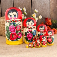 Матрёшка «Русская красавица», красный платок, 9 кукольная, 21 см