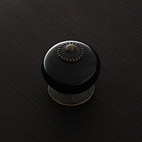 Ручка кнопка Ceramics 003, керамическая, черная