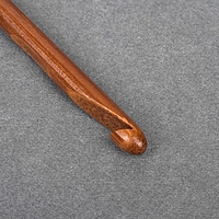 Крючок для вязания бамбуковый, d=9мм, 15см