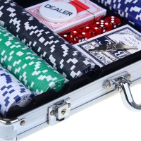 Набор для покера Poker set: 2 колоды карт по 54 шт., 300 фишек, 5 кубиков, в металлическом кейсе