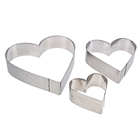 Набор форм для выпечки "Сердце", 3 шт: 19х20х4,5 см, 14,5х15х4,5 см, 10х10х4,5 см