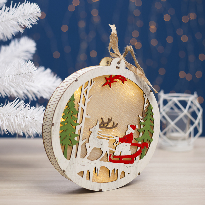 деревянные шарики на елку. новогодние деревянные шары на елку. новогодние шары деревянные именные. новогодние шары деревянные именные. новогодние шарики из дерева.