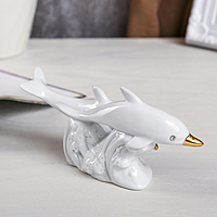 Сувенир "2 дельфина на волне", под фарфор, со стразами