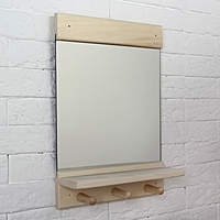 Зеркало "Классика" с полочкой и вешалками, 36 х 25см