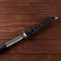 Сувенирное оружие «Катана на подставке», чёрные ножны с резным драконом