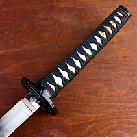 Сувенирное оружие «Катана на подставке», чёрные ножны с иероглифами