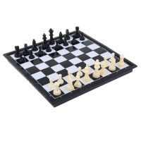 Шахматы настольные, поле 31 × 31 см, чёрно-белое, в коробке