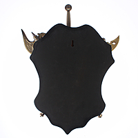 Сувенирное оружие «Геральдика на планшете» с изображением льва, меч и два топора
