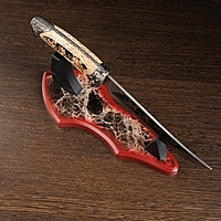 Сувенирное изделие "Нож индейца" с волками, на подставке