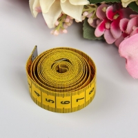 Сантиметровая лента в футляре, 150см