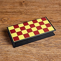 Игра настольная 2 в 1: шашки, шахматы, доска 18 × 18 см, в коробке
