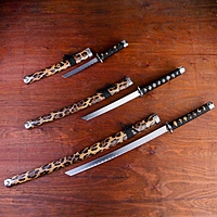Сувенирное оружие «Катаны на подставке», чёрные ножны под леопарда