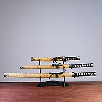 Сувенирное оружие «Катаны на подставке», бежевые ножны с узором