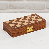 Шахматы дерево  18х9х4 см