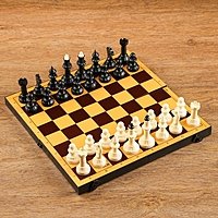 Шахматы "Топ" (доска пластик 30х30 см, фигуры пластик, король h=7,5 см)