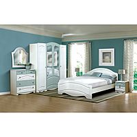 Спальня «Венеция 4», кровать 160 × 200 см, шкаф, 2 тумбочки, зеркало, комод