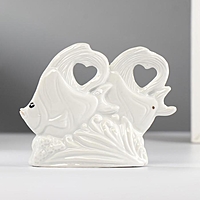 Сувенир керамика "Две белые рыбки" 8х10,3х3 см