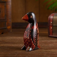 Интерьерный сувенир "Пингвинчик" дерево, батик 13 см