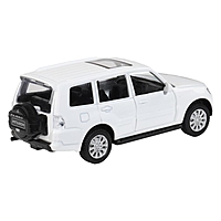 Машина металл "Mitsubishi Pajero 4WD Tubro" 1:43 цв белый, инерц,откр. двери  JB1251430