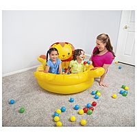 Бассейн надувной Лев 111x98x61,5см с мячами 52261 Bestway