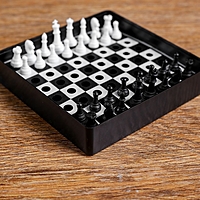 Игра туристическая "Шахматы", в коробке, 10х10 см