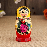 Матрёшка «Розочка», традиционная, жёлтый платок, 4 кукольная, 9 см