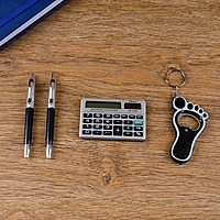 Набор подарочный 4в1 (2 ручки, открывалка ножка, калькулятор), в карт. коробке, чёр, 17х12 см