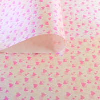 Бумага упаковочная перламутровая "Два сердца", цвет розовый
