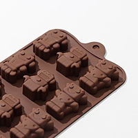Форма для льда и шоколада, 12 ячеек, 21х11х1,5 см "Роботы"