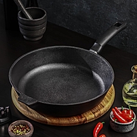 Сковорода 28 см "Magma" литая чугунная, пластик. ручка h=6 см