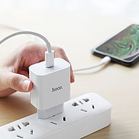 Сетевое зарядное устройство Hoco C76A Plus, Type-C - PD/QC 20 Вт 3 А, белый