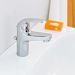 Смеситель для раковины GROHE BauCurve 32805000 хром