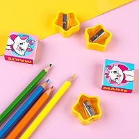 Точилка пластиковая с обечайкой, Коты аристократы