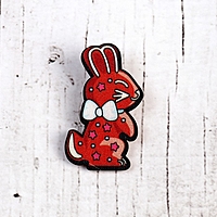 Деревянный значок «Заяц»