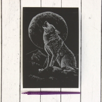 Гравюра "Волк" с цветным голографическим эффектом + фиолетовое покрытие
