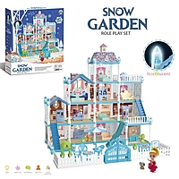 Дом для кукол "Зимний дворец" с куклой, питомцами  с аксессуарами