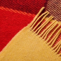 Плед шерстяной "Эльф", размер 140х200 см, цвет жёлтый/красный/бордо