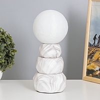 Лампа настольная "Амани" 1х40Вт Е14 белый 11,5х11,5х28см