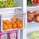 Холодильник Hyundai CS5003F черное стекло