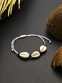 Браслет «Ракушка» на нити, кокос, белый в серебре