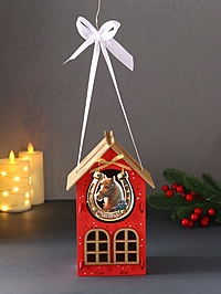 Шкатулка "Новогодний домик" с магнитом, 13,5х11,5х21 см, красный