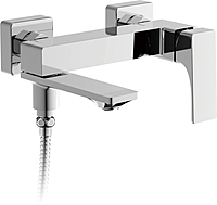 Смеситель для ванны Belz B60709 короткий излив хром