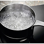 Варочная поверхность Electrolux LIT30231C индукционная черный