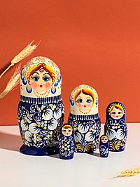 Матрешка "Русская красота", белый платок, 18 см ,5 кукольная, ручная роспись