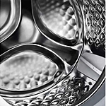 Стиральная машина Electrolux EW8FG5602CDE черный панель управления на английском языке