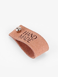 Бирка с кнопкой из замша Hand made (наб 10шт цена за наб) 8*1,5см коричневый АУ