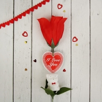 Аксессуар для букета "Цветок" красный с мишкой и сердцем