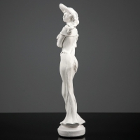 Статуэтка "Девушка в шляпе" малая белая 10 × 10 × 39 см