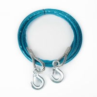 Трос буксировочный металлический в ПВХ оплётке, d14 мм, 4м, 8 тонн, 2 крюка,