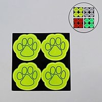 Светоотражающая наклейка "Лапка", 5,3*5,3см, 4шт на листе, цвет МИКС